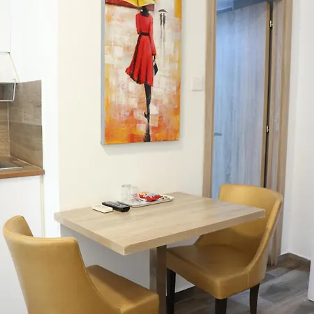 아파트호텔 Layiotis 라르나카