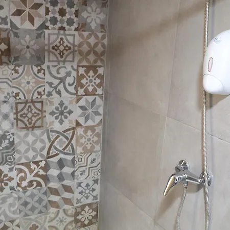 Layiotis Aparthotel 3*