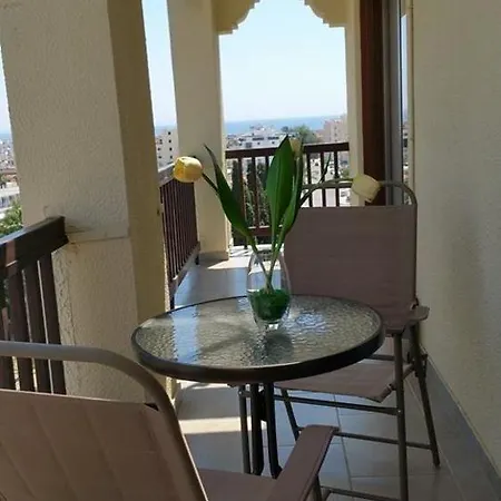 Layiotis Aparthotel 3*