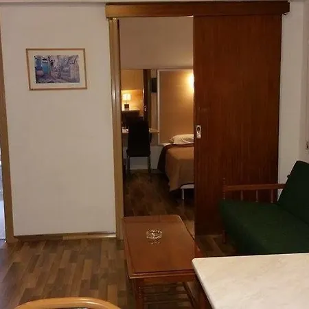 Layiotis 2* Larnaca