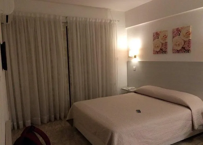 Layiotis Lägenhetshotell Larnaca