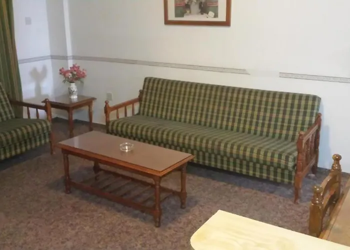 Layiotis Lägenhetshotell