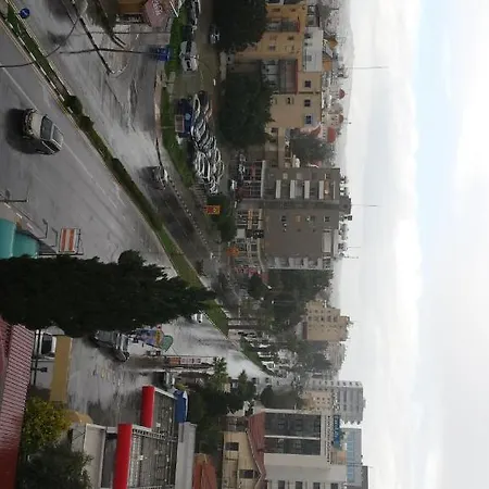 Hotel apartamentowy Layiotis Larnaca