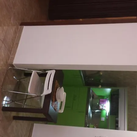 Layiotis 公寓式酒店 2*