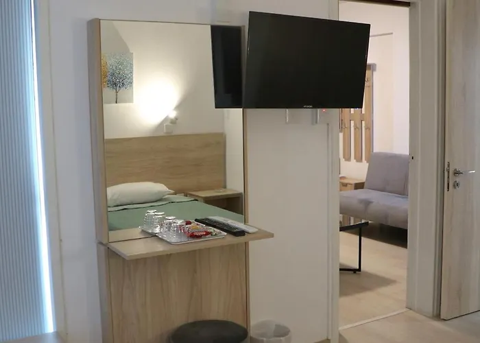 Apartahotel Layiotis